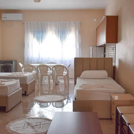 Hostel Lumaj